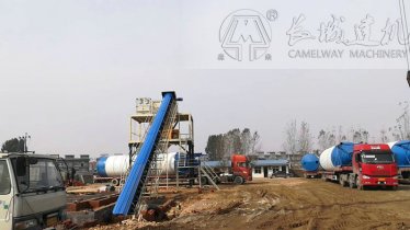 2000型混凝土搅拌站产量？配置？