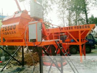 强制500型搅拌机出料量