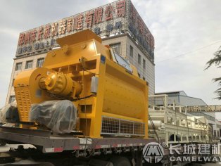 建一个180双机搅拌站大约多少钱