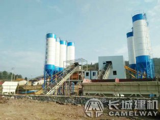 中小型混凝土搅拌站型号哪个好？